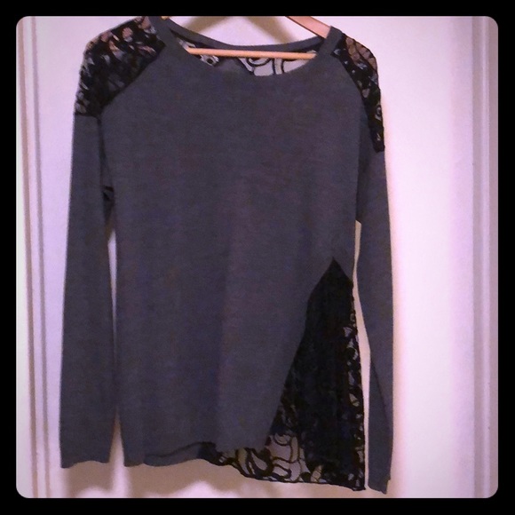 Nanette Lenore light sweater - Picture 1 of 3